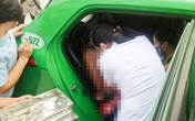 Tài xế taxi đỡ đẻ cho sản phụ chuyển dạ trên đường đến bệnh viện Tài xế taxi đỡ đẻ cho sản phụ chuyển dạ trên đường đến bệnh viện