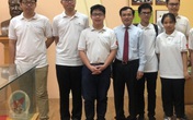 Học sinh lớp 10 giành Huy chương Vàng IMO học toán rất 'hồn nhiên' Học sinh lớp 10 giành Huy chương Vàng IMO học toán rất 'hồn nhiên'