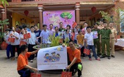 Huế: Mang Tết Trung thu đến với trẻ em có hoàn cảnh khó khăn, khuyết tật Huế: Mang Tết Trung thu đến với trẻ em có hoàn cảnh khó khăn, khuyết tật