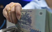 Chỉ 1 cái mail, hàng nghìn nhân viên ngân hàng bị cắt lương Chỉ 1 cái mail, hàng nghìn nhân viên ngân hàng bị cắt lương