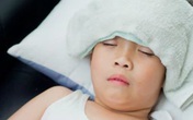 Mẹ tin lời "bác sĩ Google" khi thấy con bị sốt khiến đứa trẻ bị tổn thương tim nghiêm trọng Mẹ tin lời "bác sĩ Google" khi thấy con bị sốt khiến đứa trẻ bị tổn thương tim nghiêm trọng