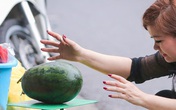 Đổ xô mua dưa hấu siêu rẻ ở Hà Nội Đổ xô mua dưa hấu siêu rẻ ở Hà Nội