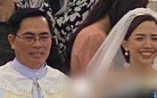 Ảnh hiếm hoi của Tóc Tiên và Hoàng Touliver trong hôn lễ ở nhà thờ Ảnh hiếm hoi của Tóc Tiên và Hoàng Touliver trong hôn lễ ở nhà thờ