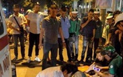 Nạn nhân bị ôtô tông chết trong trạng thái lõa thể Nạn nhân bị ôtô tông chết trong trạng thái lõa thể