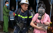 Nhà nghỉ bốc cháy, công an giải cứu 14 người Nhà nghỉ bốc cháy, công an giải cứu 14 người