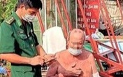 Nhảy sông Sài Gòn tìm hộ chiếu, giảng viên người Mỹ bị nước cuốn trôi Nhảy sông Sài Gòn tìm hộ chiếu, giảng viên người Mỹ bị nước cuốn trôi