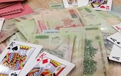 Chủ tịch xã ở Hà Nội đánh bạc, bị người dân chụp ảnh, tố cáo Chủ tịch xã ở Hà Nội đánh bạc, bị người dân chụp ảnh, tố cáo