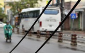 Hai người bị điện giật tử vong khi chạy xe trên quốc lộ Hai người bị điện giật tử vong khi chạy xe trên quốc lộ