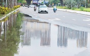 Hà Nội: Đại lộ nghìn vừa tỷ thông xe đã "ngập" trong rác, nước miễn phí đặt ven đường không ai uống Hà Nội: Đại lộ nghìn vừa tỷ thông xe đã "ngập" trong rác, nước miễn phí đặt ven đường không ai uống