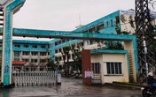 Giảng viên bị cảnh cáo vì nhận 40 triệu đồng của sinh viên Giảng viên bị cảnh cáo vì nhận 40 triệu đồng của sinh viên