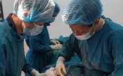 Quảng Trị: Vượt biển khơi phẫu thuật cho bệnh nhân viêm ruột thừa cấp Quảng Trị: Vượt biển khơi phẫu thuật cho bệnh nhân viêm ruột thừa cấp