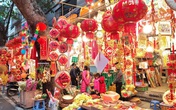 Phụ kiện trang trí Tết đa dạng, người tiêu dùng thỏa sức lựa chọn Phụ kiện trang trí Tết đa dạng, người tiêu dùng thỏa sức lựa chọn