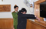 Quay trộm hình ảnh nhạy cảm của các cặp đôi trong nhà nghỉ để đe dọa, tống tiền Quay trộm hình ảnh nhạy cảm của các cặp đôi trong nhà nghỉ để đe dọa, tống tiền