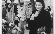 Hình ảnh cực hiếm về Tết Hà Nội cách đây hơn 60 năm: Ngắm sao thấy bồi hồi, thân thương đến lạ! Hình ảnh cực hiếm về Tết Hà Nội cách đây hơn 60 năm: Ngắm sao thấy bồi hồi, thân thương đến lạ!
