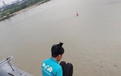 Giải cứu thanh niên thua chứng khoán định nhảy cầu tự tử Giải cứu thanh niên thua chứng khoán định nhảy cầu tự tử