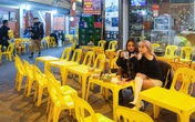 Phố đi bộ vắng người trong đêm rét 9 độ C Phố đi bộ vắng người trong đêm rét 9 độ C