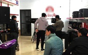 Dân ở nhà tránh dịch, thiết bị karaoke tại gia 'cháy hàng' đầu năm mới Dân ở nhà tránh dịch, thiết bị karaoke tại gia 'cháy hàng' đầu năm mới