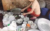 Chú chồng sang chúc Tết buông lời kích bác nàng dâu, cô chỉ nói lại vài lời khiến ông uất ức mà không làm gì được Chú chồng sang chúc Tết buông lời kích bác nàng dâu, cô chỉ nói lại vài lời khiến ông uất ức mà không làm gì được