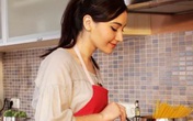 Cô hàng xóm biếu 10 lít dầu ăn, mẹ chồng tôi vui vẻ nhận còn tôi muốn phát điên khi biết ý định của bà Cô hàng xóm biếu 10 lít dầu ăn, mẹ chồng tôi vui vẻ nhận còn tôi muốn phát điên khi biết ý định của bà
