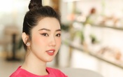 Thúy Ngân: 'Ba viết sẵn danh sách khách mời để hối tôi cưới' Thúy Ngân: 'Ba viết sẵn danh sách khách mời để hối tôi cưới'