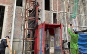 Bắt 2 người liên quan vụ rơi vận thăng làm 3 công nhân tử vong Bắt 2 người liên quan vụ rơi vận thăng làm 3 công nhân tử vong