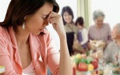 Mẹ ơi, Tết này con không về! Mẹ ơi, Tết này con không về!