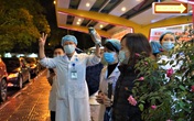 Hình ảnh tháo dỡ phong tỏa Bệnh viện Trẻ em Hải Phòng sau 14 ngày cách ly tại chỗ Hình ảnh tháo dỡ phong tỏa Bệnh viện Trẻ em Hải Phòng sau 14 ngày cách ly tại chỗ