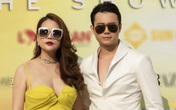 Trương Ngọc Ánh, Hồng Nhung cùng bạn trai tình tứ xem thời trang Trương Ngọc Ánh, Hồng Nhung cùng bạn trai tình tứ xem thời trang