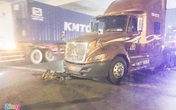 Bé gái ở TP.HCM bị xe đầu kéo cán tử vong Bé gái ở TP.HCM bị xe đầu kéo cán tử vong