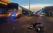 Thương tâm vụ tai nạn ở cầu vượt Dầu Giây, người cha trọng thương, con trai nhỏ tử nạn Thương tâm vụ tai nạn ở cầu vượt Dầu Giây, người cha trọng thương, con trai nhỏ tử nạn