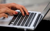 Tin buồn với học sinh, sinh viên, dân công sở: Laptop ồ ạt tăng giá Tin buồn với học sinh, sinh viên, dân công sở: Laptop ồ ạt tăng giá