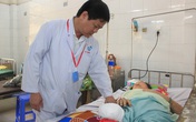 Kinh hãi người phụ nữ ở Đồng Nai bị cắt cụt chân vì đắp lá sim Kinh hãi người phụ nữ ở Đồng Nai bị cắt cụt chân vì đắp lá sim