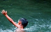 Chị em họ tử vong dưới suối Chị em họ tử vong dưới suối