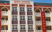 Học sinh lớp 9 bất ngờ ngã từ tầng 2 xuống, phải phẫu thuật sọ não Học sinh lớp 9 bất ngờ ngã từ tầng 2 xuống, phải phẫu thuật sọ não