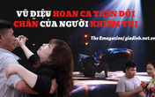 Vũ điệu hoan ca trên đôi chân của người khiếm thị Vũ điệu hoan ca trên đôi chân của người khiếm thị