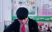 Chàng trai 21 tuổi đến trường bằng đôi tay Chàng trai 21 tuổi đến trường bằng đôi tay