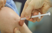 Cả nước có hơn 176.000 người được tiêm vaccine COVID-19 Cả nước có hơn 176.000 người được tiêm vaccine COVID-19