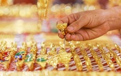 Giá vàng hôm nay 24/4: Dân buôn tháo chạy, vàng lao dốc