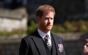 Lý do bạn Harry im lặng nhưng bạn Meghan lại lên tiếng bảo vệ cô