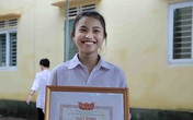 Nữ sinh nhặt được nửa tỷ: 'Em cũng sợ bản thân tham của' Nữ sinh nhặt được nửa tỷ: 'Em cũng sợ bản thân tham của'