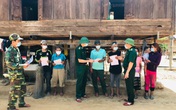 Bộ đội Biên phòng Quảng Trị vừa căng mình chống dịch, vừa tuyên truyền bầu cử ở biên giới Bộ đội Biên phòng Quảng Trị vừa căng mình chống dịch, vừa tuyên truyền bầu cử ở biên giới