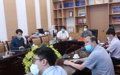Các chuyên gia đầu ngành hội chẩn trực tuyến bàn hướng điều trị cho bệnh nhân COVID-19 nặng Các chuyên gia đầu ngành hội chẩn trực tuyến bàn hướng điều trị cho bệnh nhân COVID-19 nặng