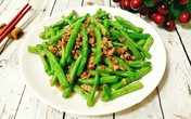 Đậu đũa vào mùa nhưng nếu thuộc 1 trong 4 nhóm người này tuyệt đối không nên ăn Đậu đũa vào mùa nhưng nếu thuộc 1 trong 4 nhóm người này tuyệt đối không nên ăn