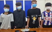 Nhóm học sinh cấp 2 đập phá hàng loạt cửa kính xe ô tô để trộm đồ Nhóm học sinh cấp 2 đập phá hàng loạt cửa kính xe ô tô để trộm đồ
