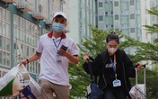 Sinh viên ở TP.HCM tìm nơi trọ khi ký túc xá thành khu cách ly Sinh viên ở TP.HCM tìm nơi trọ khi ký túc xá thành khu cách ly