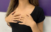 Sờ ngực có khối u, cô gái được chẩn đoán ung thư vú: Bác sĩ tiết lộ thói quen xấu gây bệnh mà chị em thường xem nhẹ Sờ ngực có khối u, cô gái được chẩn đoán ung thư vú: Bác sĩ tiết lộ thói quen xấu gây bệnh mà chị em thường xem nhẹ