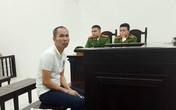 Kẻ đâm gục hai người tại nhà mình ở Hà Nội được giảm án Kẻ đâm gục hai người tại nhà mình ở Hà Nội được giảm án