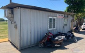 Xe buýt, container chống nắng đổ lửa cho CSGT tại điểm chốt TP Vinh Xe buýt, container chống nắng đổ lửa cho CSGT tại điểm chốt TP Vinh
