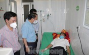 Xúc động hình ảnh bác sĩ kiệt sức sau 11 đêm thức trắng chiến đấu dịch COVID-19 Xúc động hình ảnh bác sĩ kiệt sức sau 11 đêm thức trắng chiến đấu dịch COVID-19