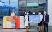 Vinamilk gửi tặng món quà sức khỏe đến những “chiến sĩ áo trắng” và người thân nhân ngày gia đình Việt Nam Vinamilk gửi tặng món quà sức khỏe đến những “chiến sĩ áo trắng” và người thân nhân ngày gia đình Việt Nam